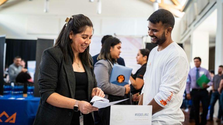 students at career fair